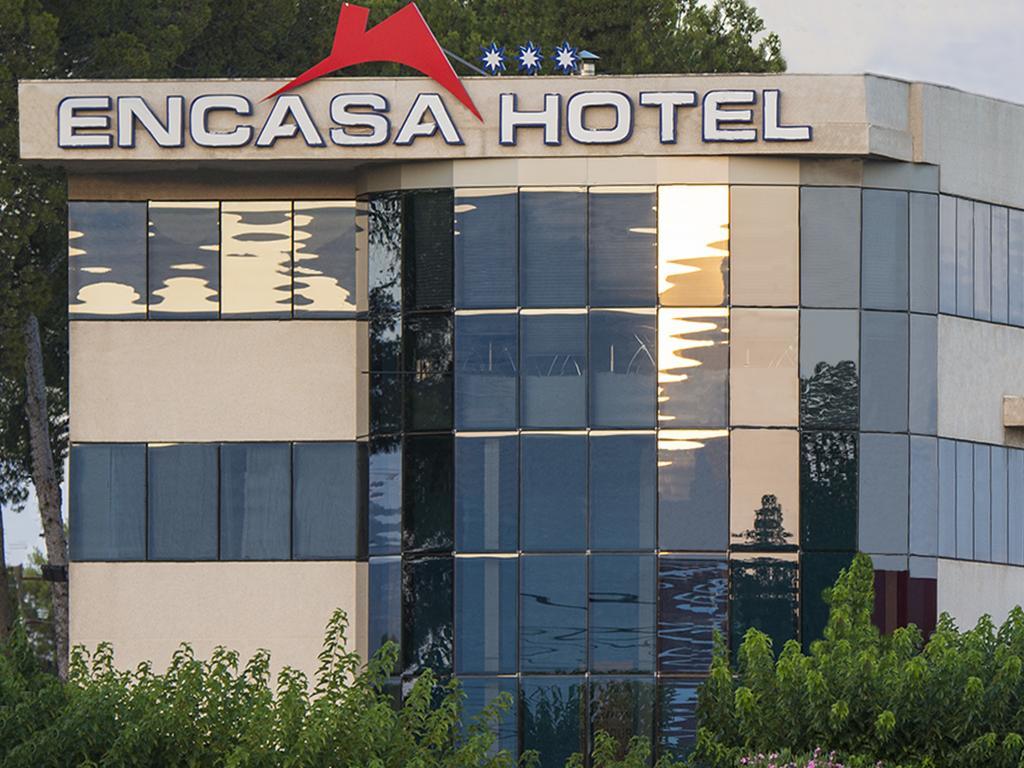 Encasa Hotel Almansa Exterior photo